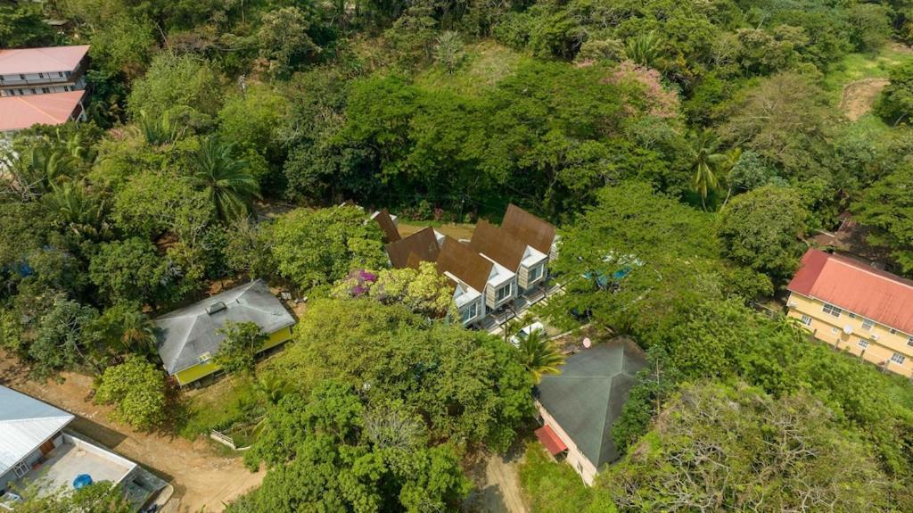 Cozy Beach Villa At The Shores 5 Minutes From The Beach West End Bagian luar foto