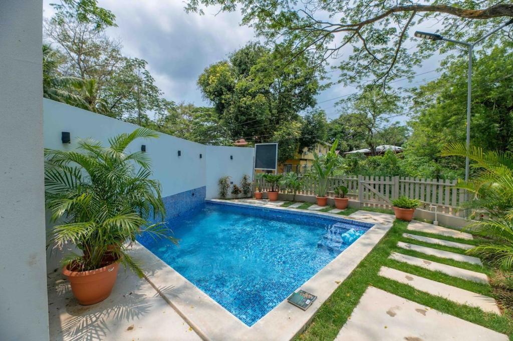 Cozy Beach Villa At The Shores 5 Minutes From The Beach West End Bagian luar foto
